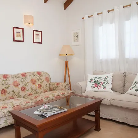 Cozy In Arrieta With Swimming Pool Villa *